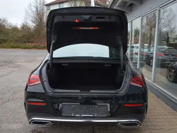 MERCEDES-BENZ CLA 200 Coupe AMG-LINE LED MBUX PDC SH…