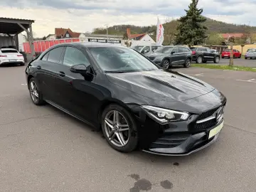 MERCEDES-BENZ CLA 200 AMG Night LED Navi SHZ RFK