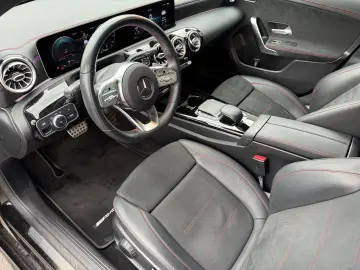 MERCEDES-BENZ CLA 200 AMG Night LED Navi SHZ RFK