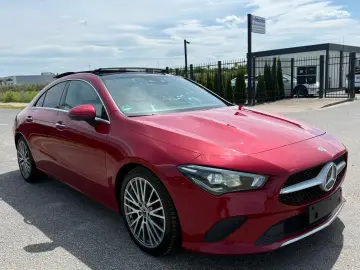 MERCEDES-BENZ CLA 180  Beige PANO AMBIENTE MBUX