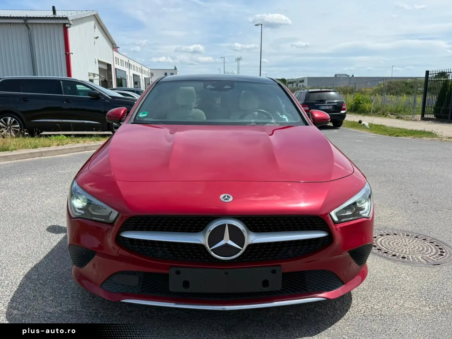 MERCEDES-BENZ CLA 180  Beige PANO AMBIENTE MBUX