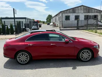 MERCEDES-BENZ CLA 180  Beige PANO AMBIENTE MBUX