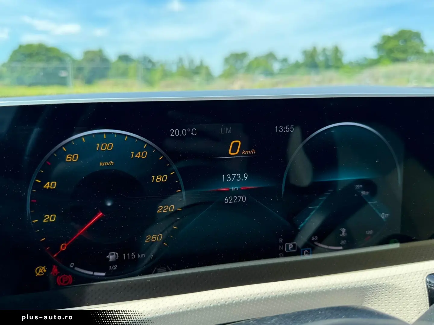 MERCEDES-BENZ CLA 180  Beige PANO AMBIENTE MBUX