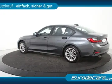 BMW 320e Limosine  1.Hand Navi Kamera AHK DAB