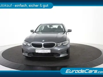 BMW 320e Limosine  1.Hand Navi Kamera AHK DAB