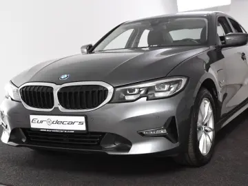 BMW 320e Limosine  1.Hand Navi Kamera AHK DAB