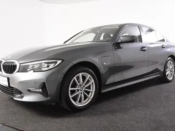 BMW 320e Limosine  1.Hand Navi Kamera AHK DAB