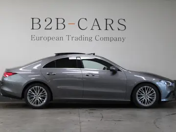 MERCEDES-BENZ CLA 180 Limo - Leder - Panorama - LED