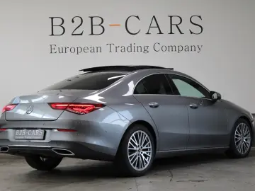MERCEDES-BENZ CLA 180 Limo - Leder - Panorama - LED