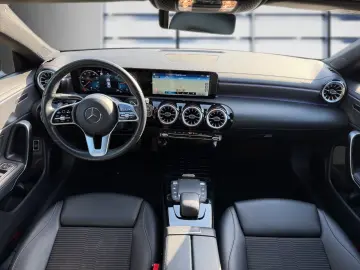 MERCEDES-BENZ CLA 180 Coupé PROGRESSIVE NIGHT LED KAMERA