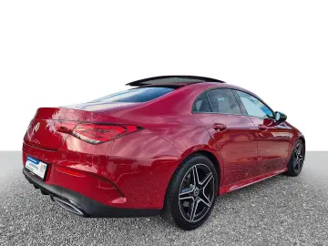 MERCEDES-BENZ CLA 200 AMG-LINE DESIGNO PANO BURMESTER KAMERA