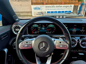 MERCEDES-BENZ CLA 200 AMG-LINE DESIGNO PANO BURMESTER KAMERA