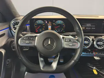 MERCEDES-BENZ CLA 200 Edition AMG Line AUT LED LEDER…