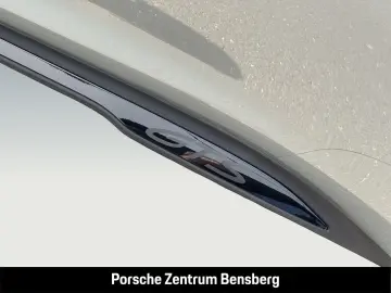 PORSCHE Taycan GTS