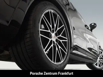 PORSCHE Cayenne Head-Up Surround-View Luftfederung PASM