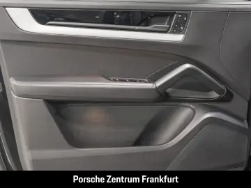 PORSCHE Cayenne Head-Up Surround-View Luftfederung PASM