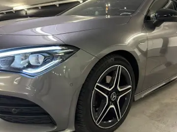 MERCEDES-BENZ CLA 180 - AMG Line - Sehr guter Zustand!