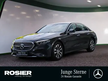 MERCEDES-BENZ E 220 d Avantgarde AHK LED Navi Kamera…