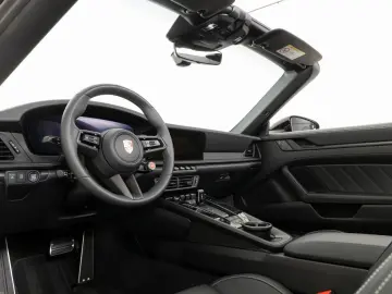 PORSCHE 911 Carrera 4 GTS Cabrio   Leder 930  PDCC  Lift