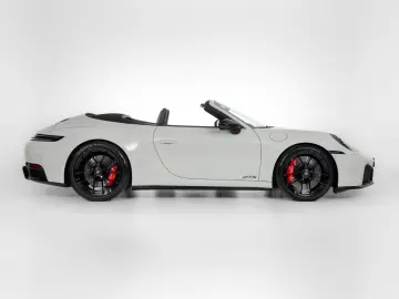 PORSCHE 911 Carrera 4 GTS Cabrio   Leder 930  PDCC  Lift