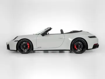 PORSCHE 911 Carrera 4 GTS Cabrio   Leder 930  PDCC  Lift