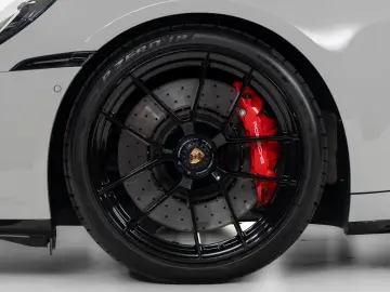 PORSCHE 911 Carrera 4 GTS Cabrio   Leder 930  PDCC  Lift