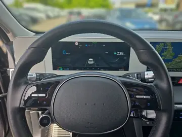 HYUNDAI IONIQ 5 Uniq Elektro 4WD 77 HUD StandHZG Navi Le