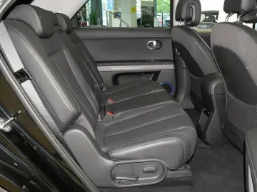 HYUNDAI Ioniq 5 72 6  kWh Uniq 4WD Relax Leder LED Navi