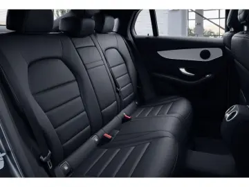MERCEDES-BENZ GLC 220 d 4MATIC Coupé AMG MBUX CarPla…