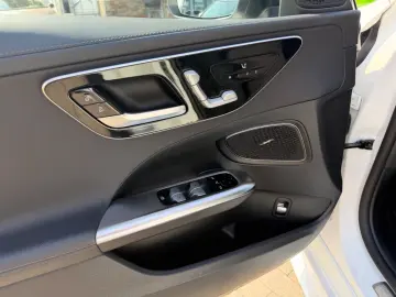 MERCEDES-BENZ C 300 C Limousine C 300 d 4Matic Amg-line