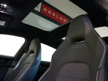 PORSCHE Panamera 4 E-Hybrid Pepita SpAbgas Pano HUD 21z