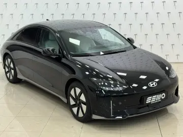 HYUNDAI IONIQ 6 77 4kWh 325ps 4WD Uniq 360 K BOSE NAV Qi