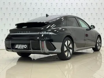 HYUNDAI IONIQ 6 77 4kWh 325ps 4WD Uniq 360 K BOSE NAV Qi