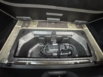 HYUNDAI IONIQ 6 77 4kWh 325ps 4WD Uniq 360 K BOSE NAV Qi