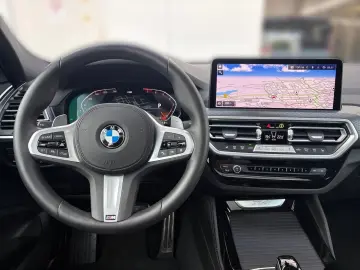 BMW X4 xDrive30i M Sport HUD Pano Laser ACC AHK
