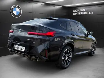 BMW X4 xDrive30i M Sport HUD Pano Laser ACC AHK