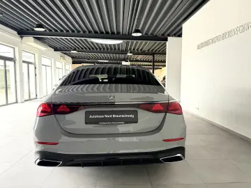 MERCEDES-BENZ E 220 d AMG Line Superscreen Pano AHK Night
