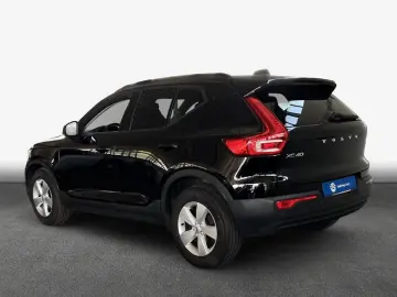VOLVO XC40 T2 Momentum-Core Navi LED Kamera PDCv h App