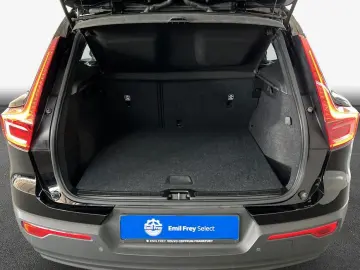 VOLVO XC40 T2 Momentum-Core Navi LED Kamera PDCv h App