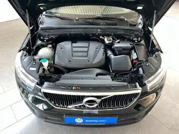 VOLVO XC40 T2 Momentum-Core Navi LED Kamera PDCv h App