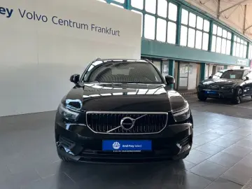 VOLVO XC40 T2 Momentum-Core Navi LED Kamera PDCv h App