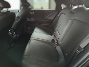 HYUNDAI IONIQ 6 4WD 77 4kWh UNIQ Digi-Spiegel 20LM HUD N