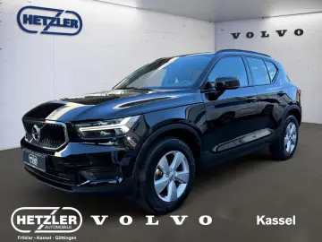 VOLVO XC40 Momentum Core 2WD Navi Digitales Cockpit So