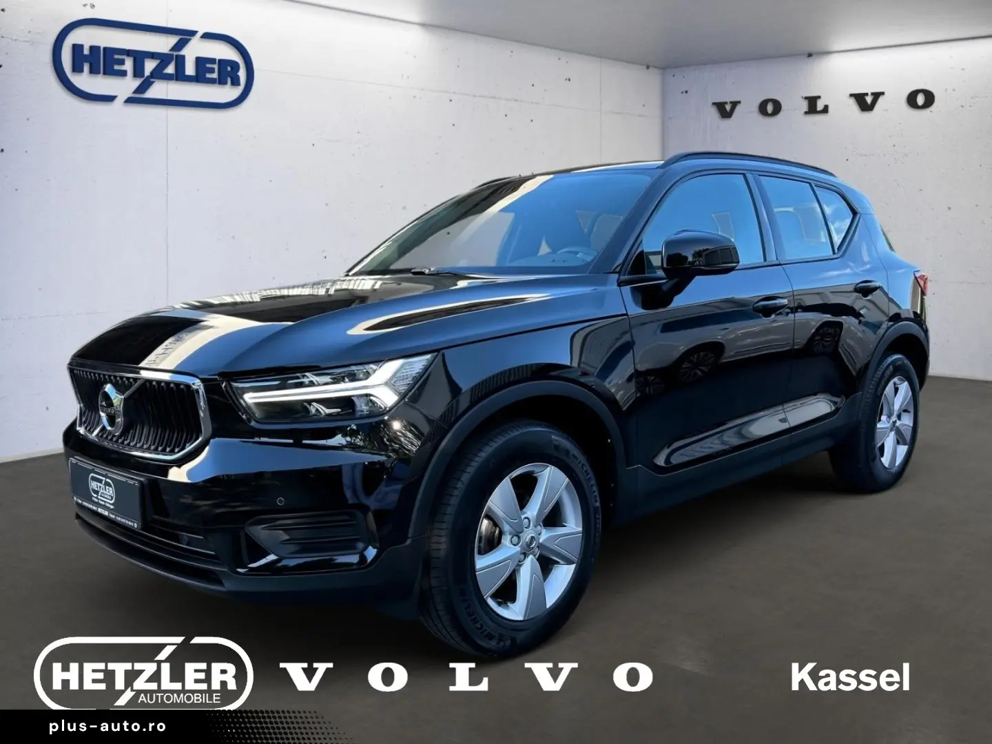 VOLVO XC40 2022