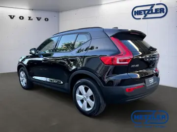 VOLVO XC40 Momentum Core 2WD Navi Digitales Cockpit So