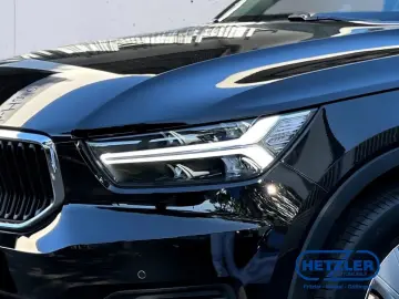 VOLVO XC40 Momentum Core 2WD Navi Digitales Cockpit So