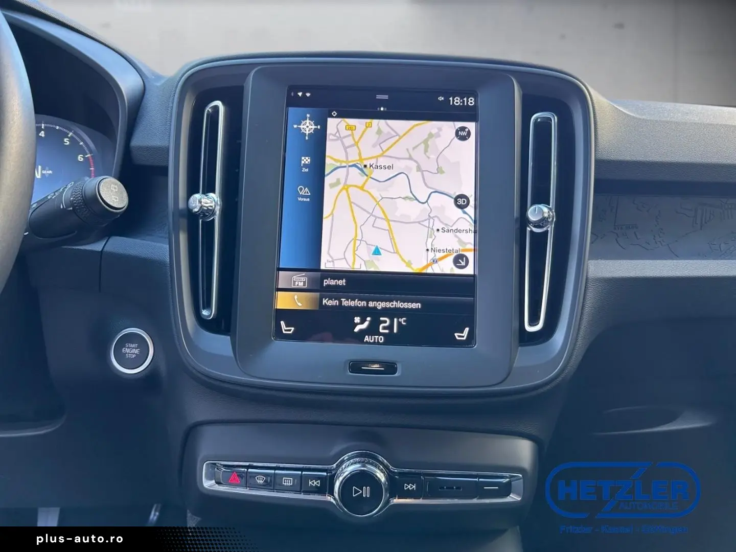 VOLVO XC40 2022 — imagine 9