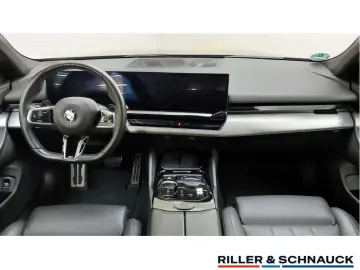BMW 520d M Sport ACC MEM LED KAM SHZG
