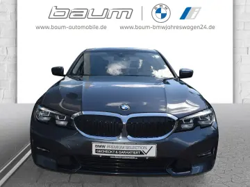 BMW 320i Limousine Sport Line HiFi DAB WLAN GSD AHK