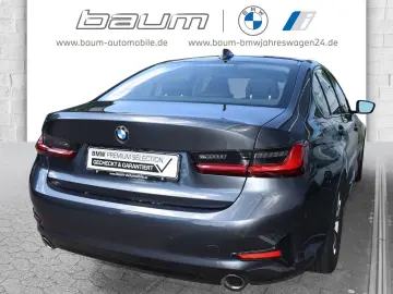 BMW 320i Limousine Sport Line HiFi DAB WLAN GSD AHK